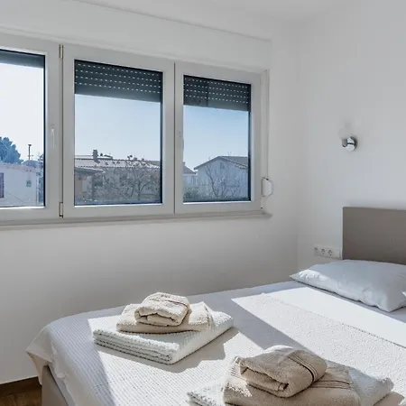 Lacic דירה ויר