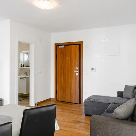 Lacic דירה ויר